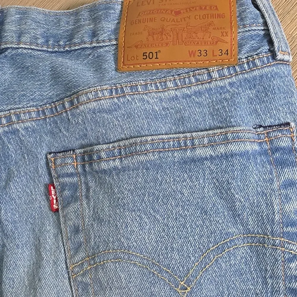 Levi's BIG E Men's Regular Fit Straight Jeans Blue Light Wash Buttom Up 33x34